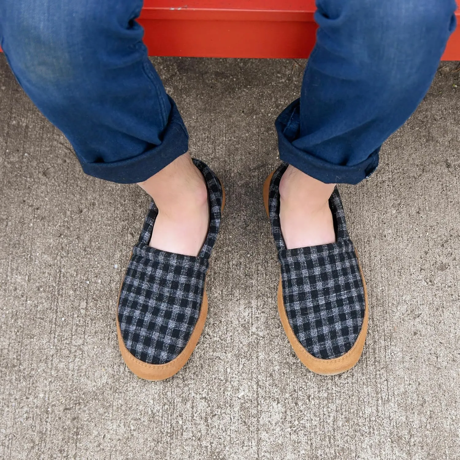 Acorn Men's Slippers with Memory Foam Insole Suede Sidewall and Rubber Outsole