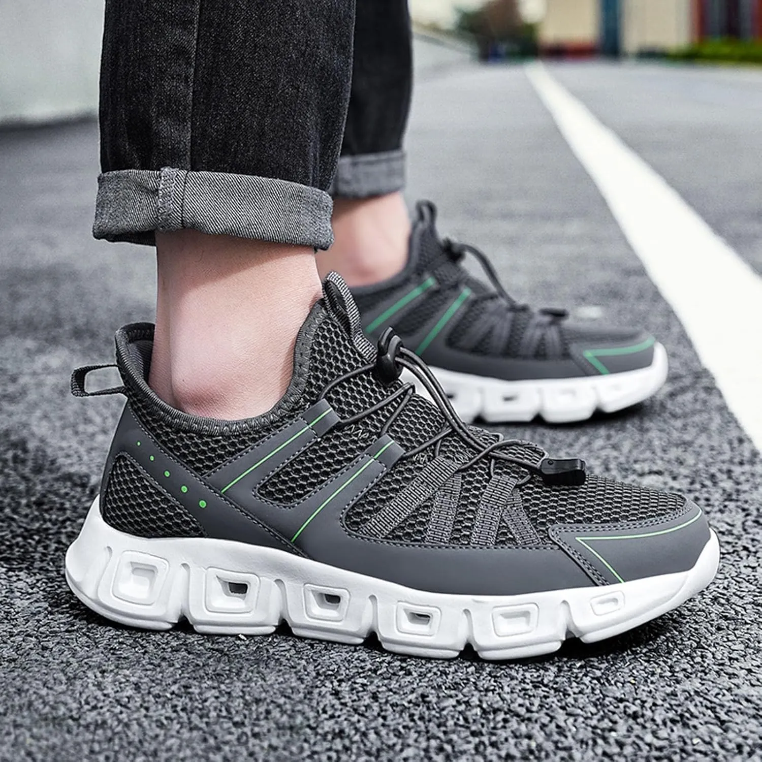 Athletic Fashion Sneakers for Men Breathable Elastic Fly Woven Mesh Sneaker Men's Lightweight Cushion Sneakers