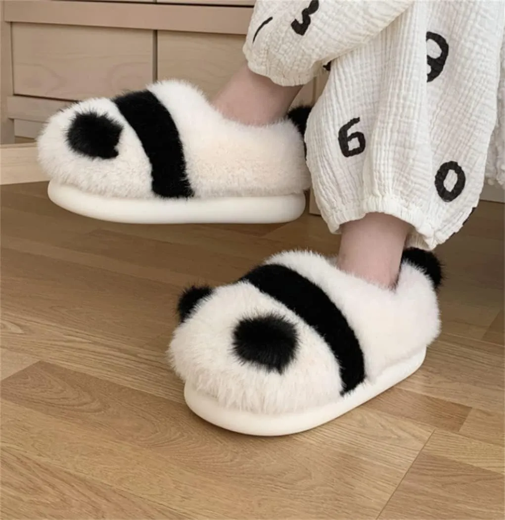 Autumn and Winter Men's and Women's Indoor and Outdoor Plush Sheep Slippers, Bear Pig Slippers. Cute animal slippers. Soft and comfortable warm plush shoes.