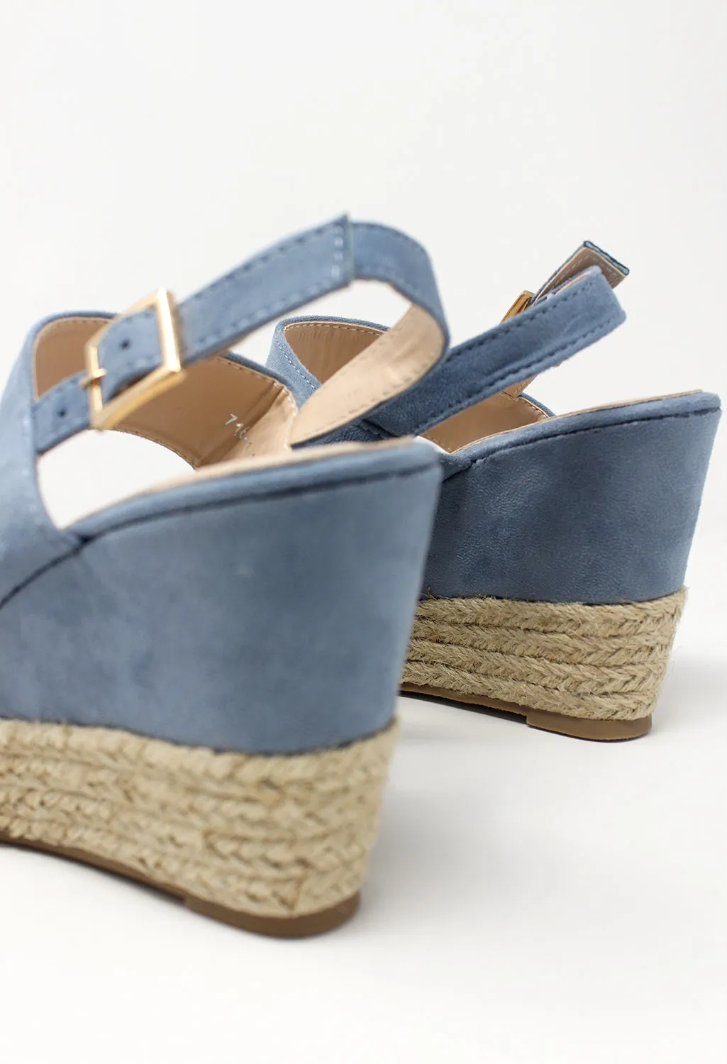 Blue Soft Toe Strap Sandal