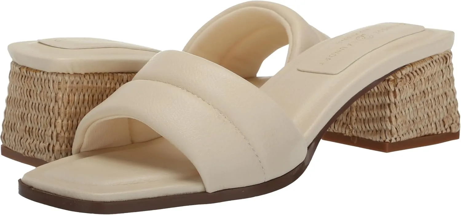 Chinese Laundry Women's Lucianna Sandal