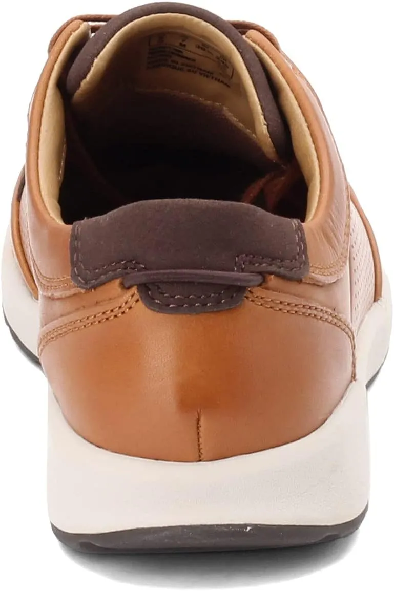 Clarks Men's Un Trail Form Sneaker