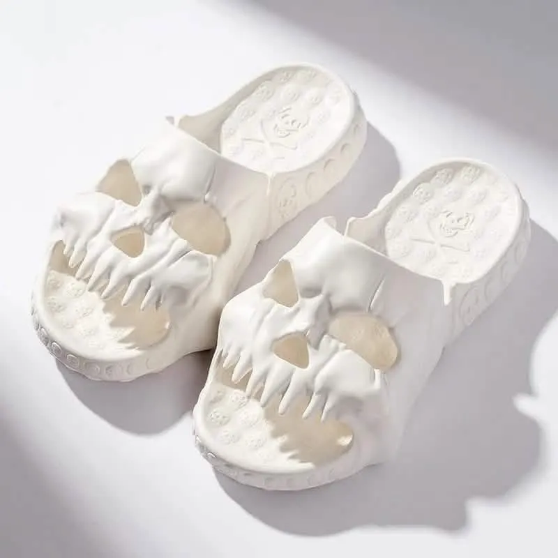 ComfySkull©