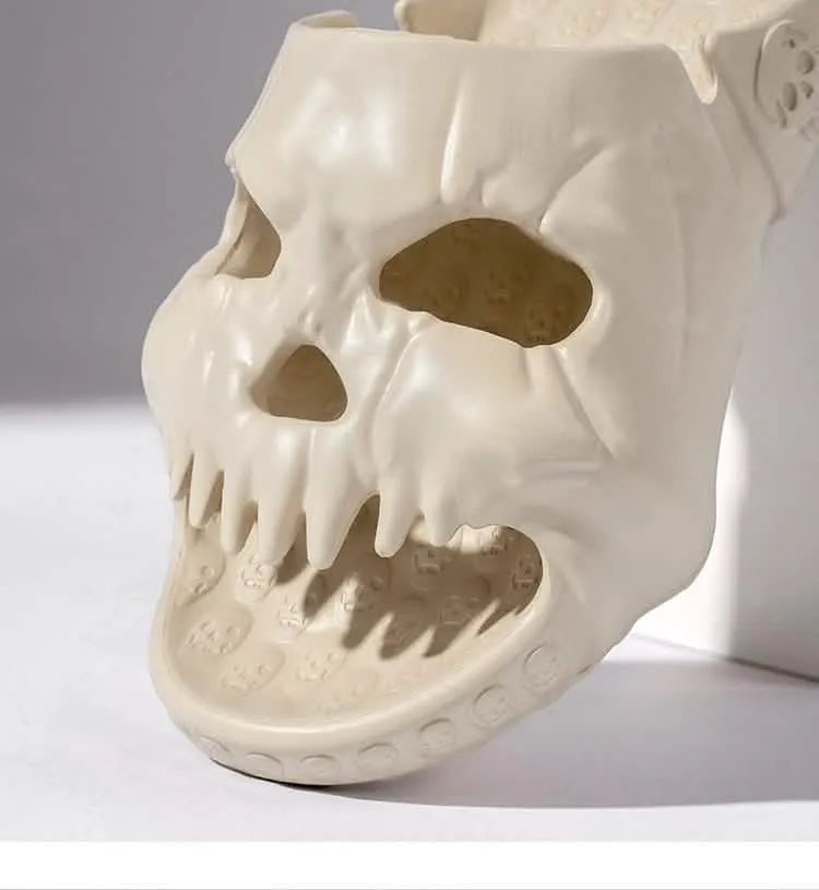 ComfySkull©