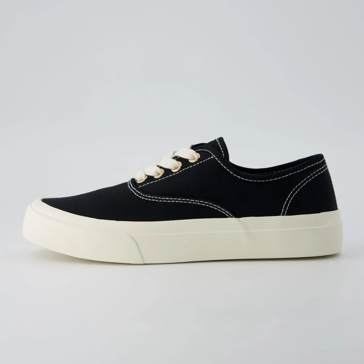 CUSHIONAIRE Women’s Freshman Canvas Lace-Up Sneaker with Memory Foam, Wide Widths Available | Casual Walking Shoes, Lightweight & Comfortable