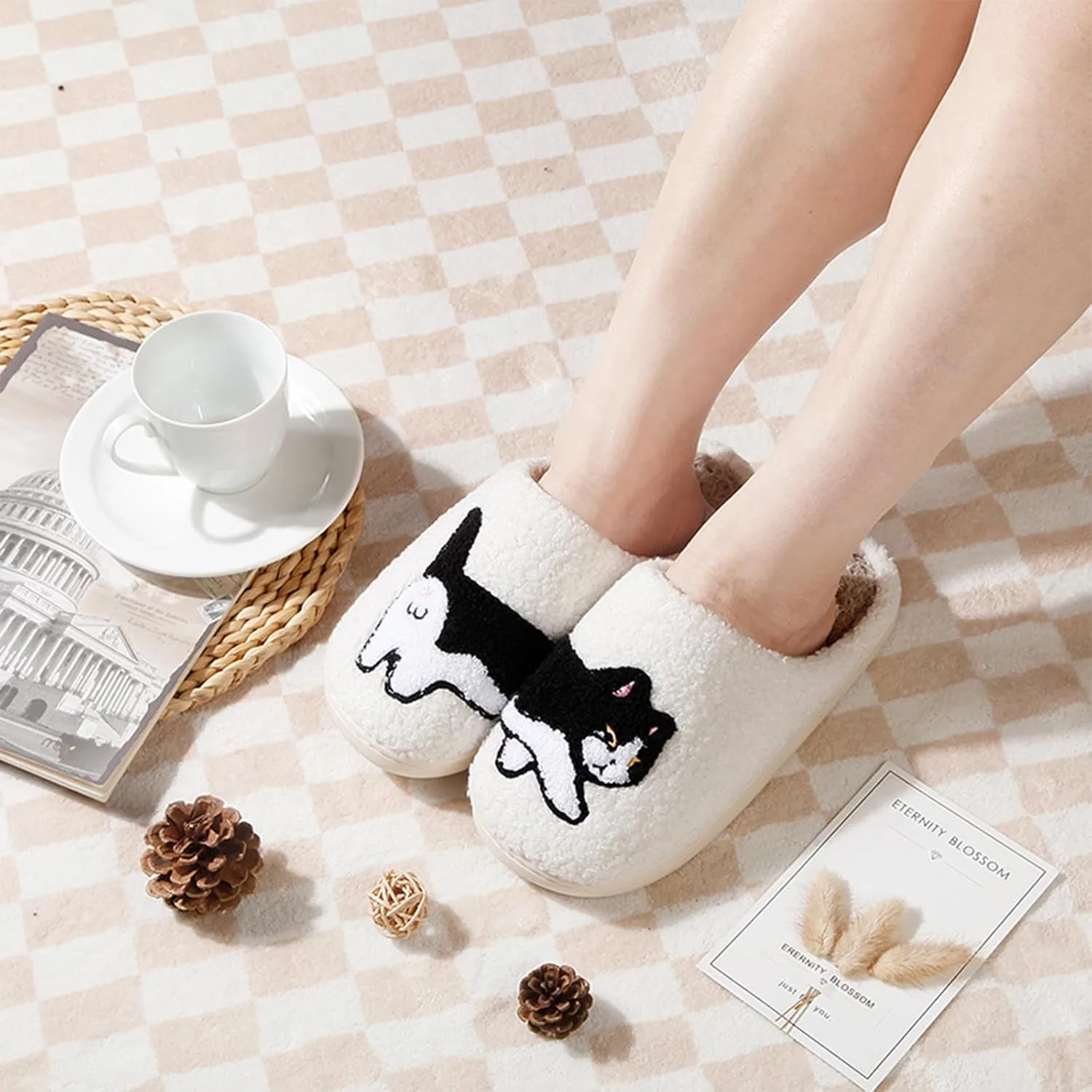 Cute Animal Slippers for Women Man Cartoon Animal Slippers for Woman Fuzzy Memory Foam Winter Warm Fluffy Shoes