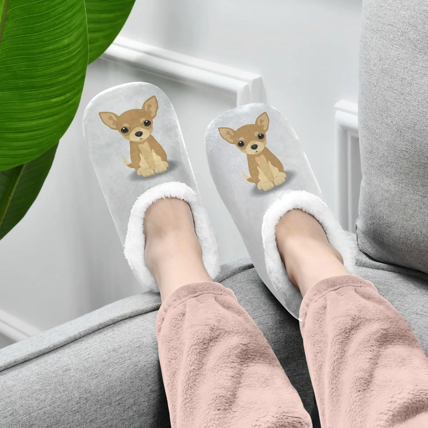 Dussdil Chihuahua Puppy Dog Home Winter Slippers Spa Travel House Slipper Soft Memory Foam Slipper Non Slip for Women Men Hotel Bedroom Shoes Slippers M
