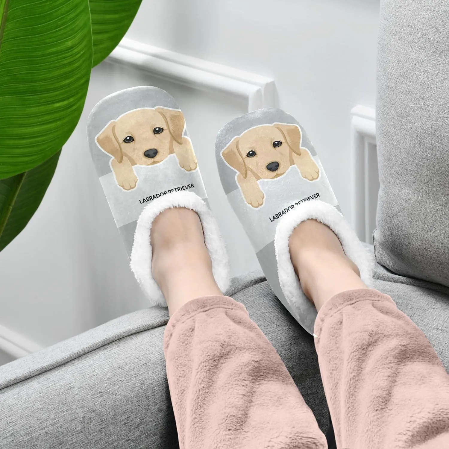 Dussdil Labrador Retriever Puppy Home Winter Slippers Spa Travel House Slipper Soft Memory Foam Slipper Non Slip for Women Men Hotel Bedroom Shoes Slippers M