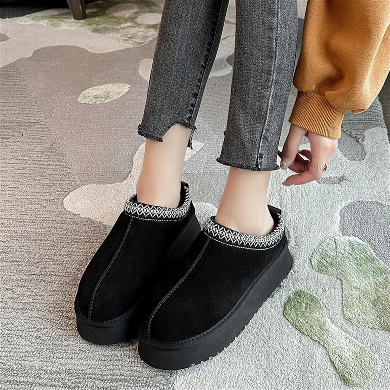 Fashion Winter plush platform Short Ankle boots for kids Fur Fleece Lined slippers girl boy warm Outdoor indoor House anti slip trend Mini boots little kids big kids