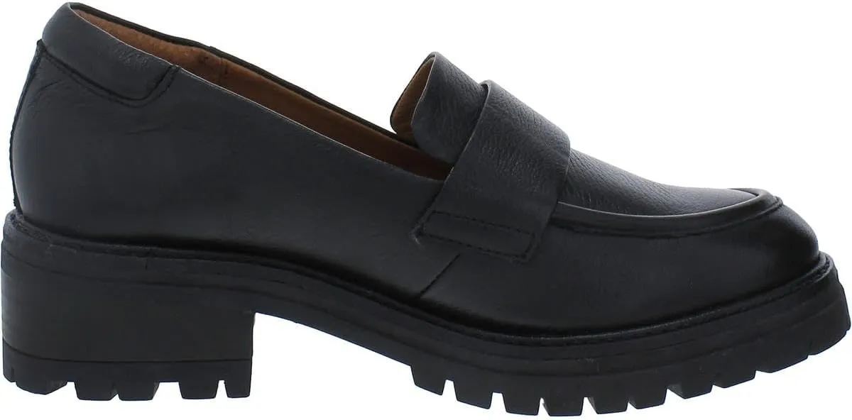 Gentle Souls by Kenneth Cole Women's Brenda Loafer
