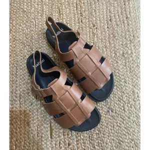 Hadden Sandal