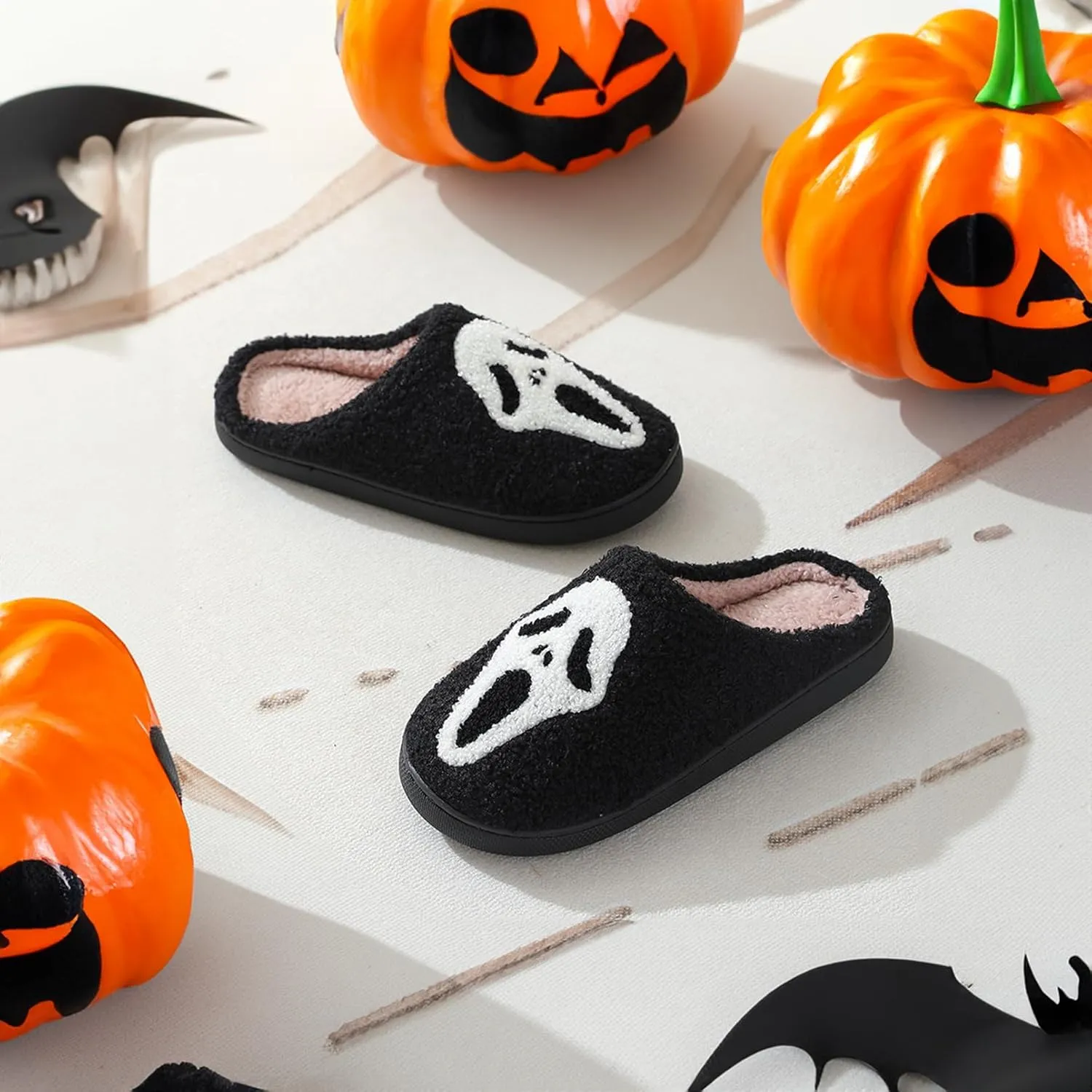 Halloween Christmas Slippers Holiday Slipper House Shoes Home Slipper for Women Fuzzy Outdoor Indoor Bedroom Slippers
