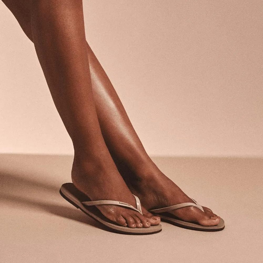 Havaianas Women's Slim Princesas Flip Flop