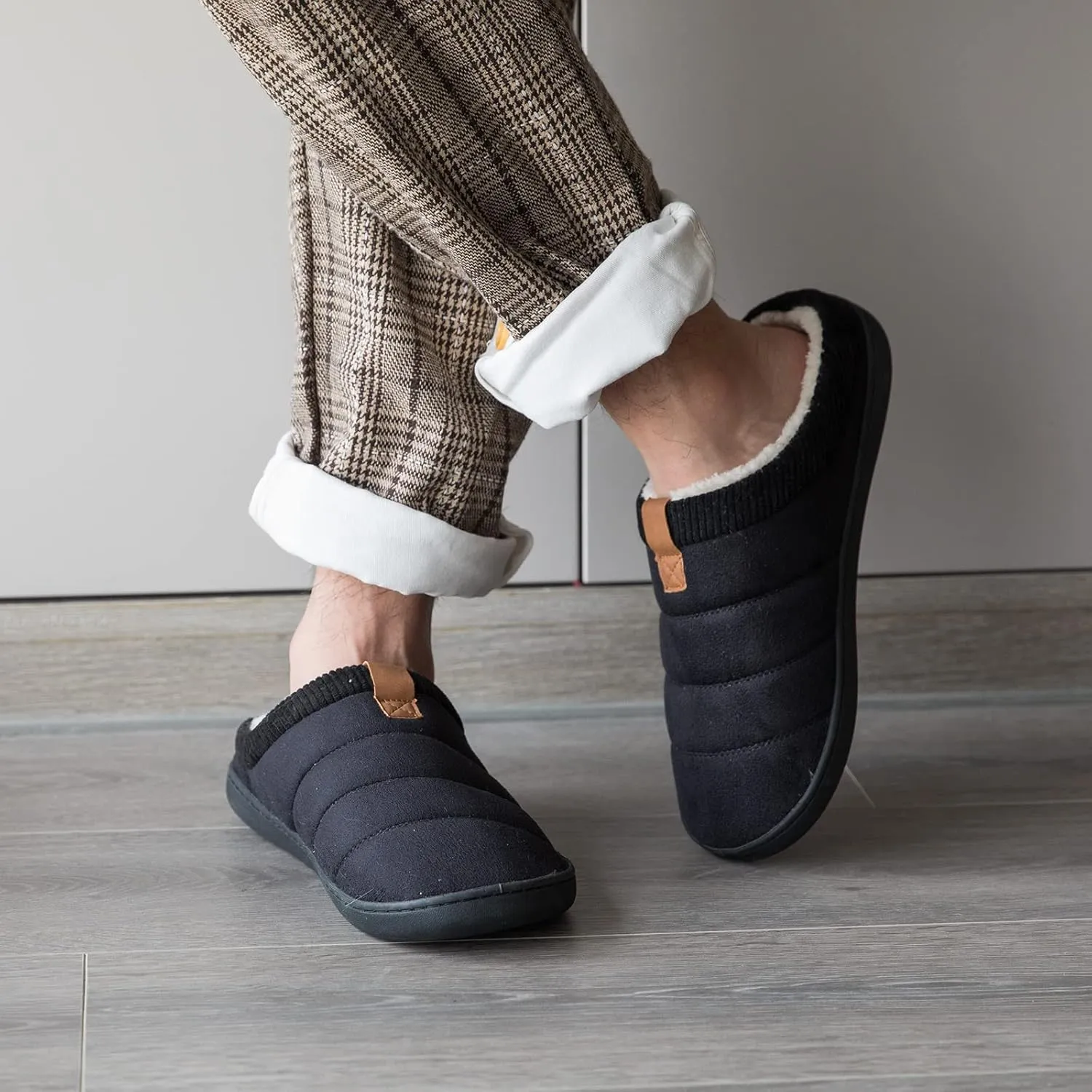 House Slippers for Men Memory Foam Indoor Slippers With Fuzzy Lining Bedroom Slip on