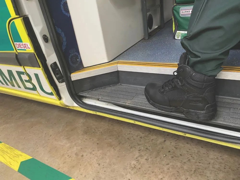 Magnum Strike Force 6.0 Non Safety Boots