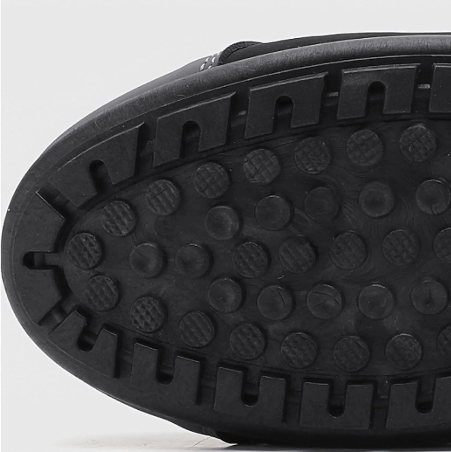 Men's Slip On Slippers Round Toe Full Covered Slippers Breathable Mesh Versatile Casual Shoes Walking Slides