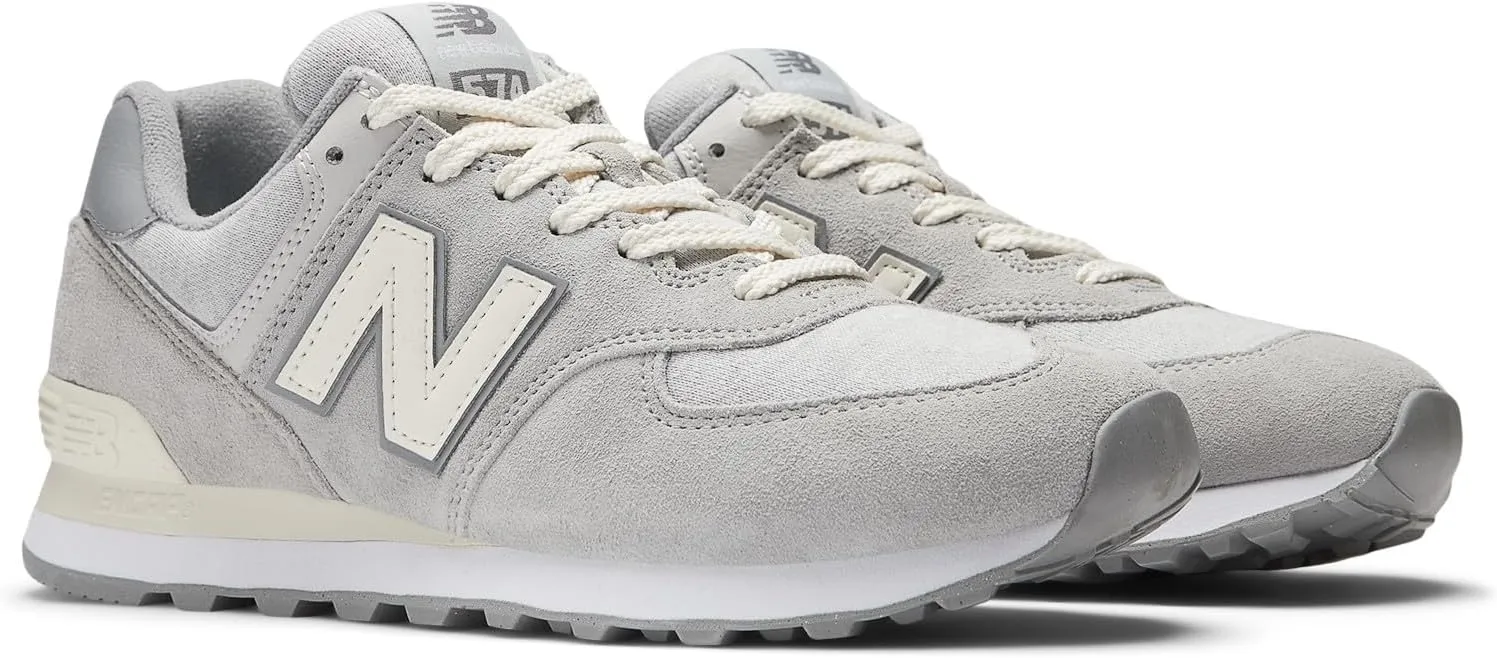 New Balance Women's 574 V2 Essential Sneaker