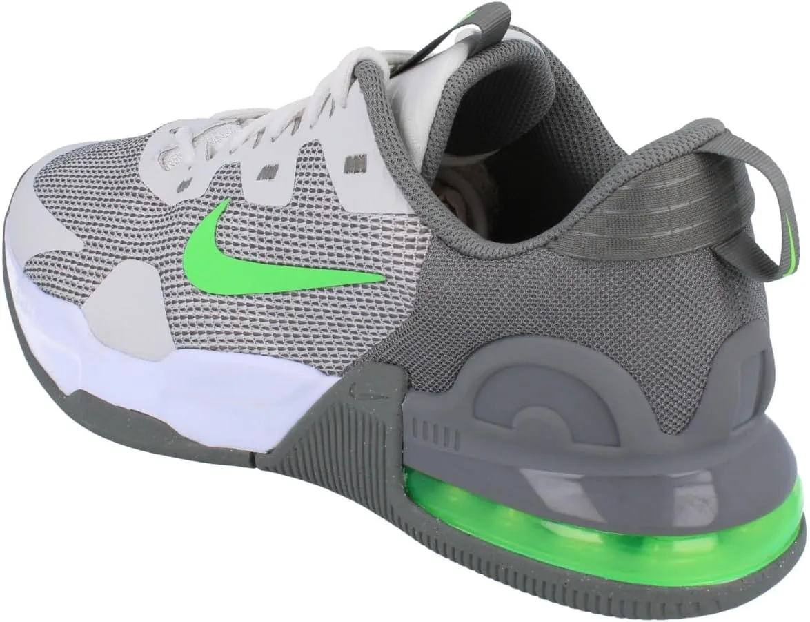 Nike Men's Sneaker