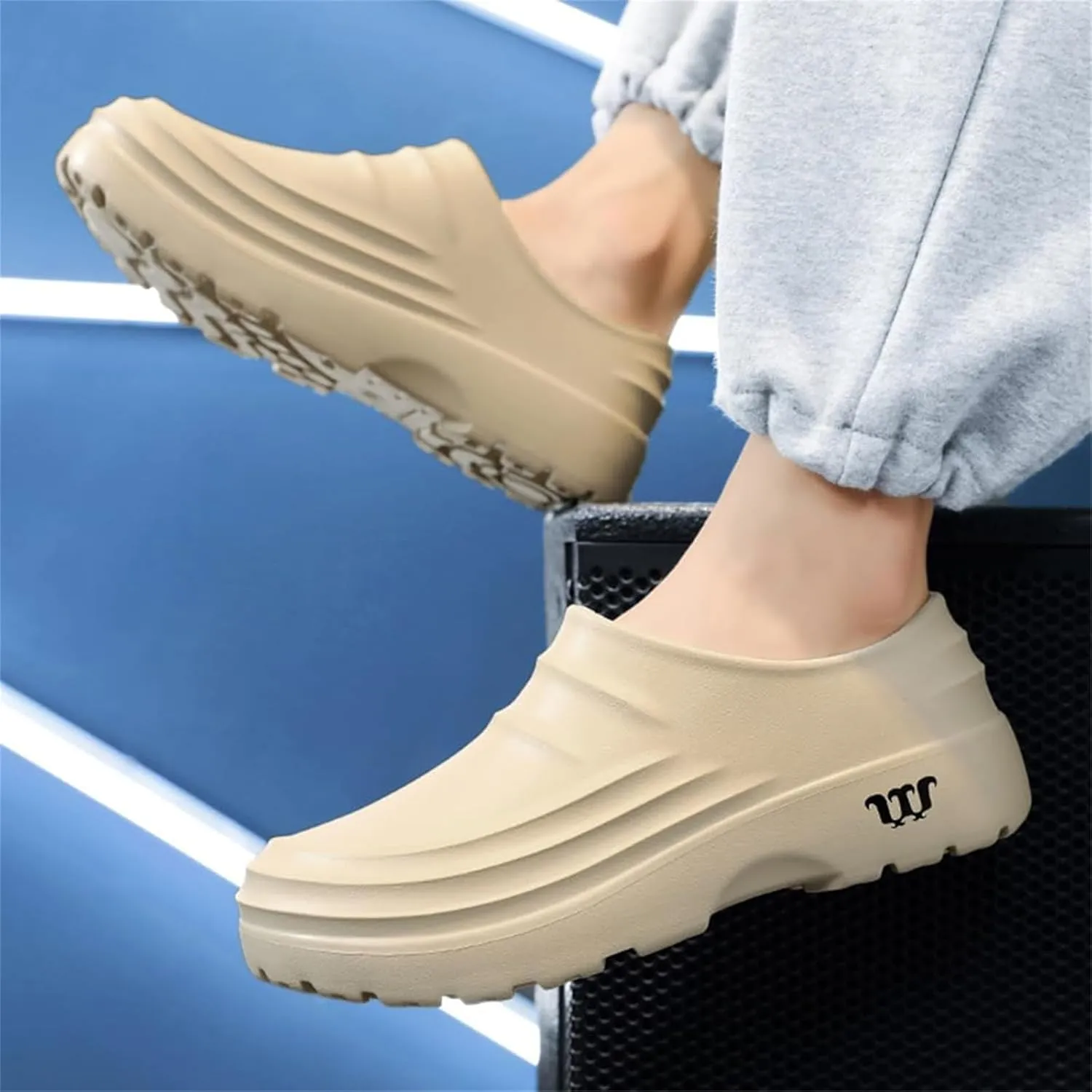 Non Slip Work Shoes Women Armadillo Shoe for Women Armadillo Clogs for Nurses Slip Resistant Shoe Lightweight Comfortable Restaurant Food Service Footwear Unisex Waterproof Garden Sneaker Soft Outdoor