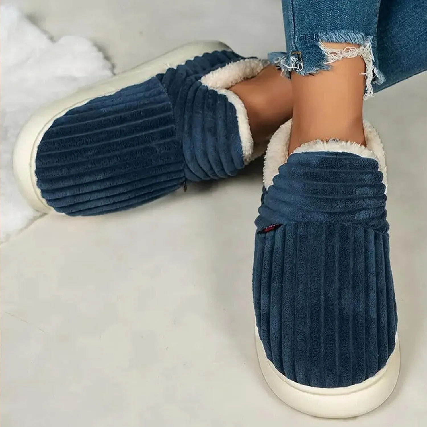 Pluffi Slipper Booties For Kids Women Men, Winter Fuzzy Warm Cute Non-Slip Thick-Soled Slippers, Cozy Plush House Shoes