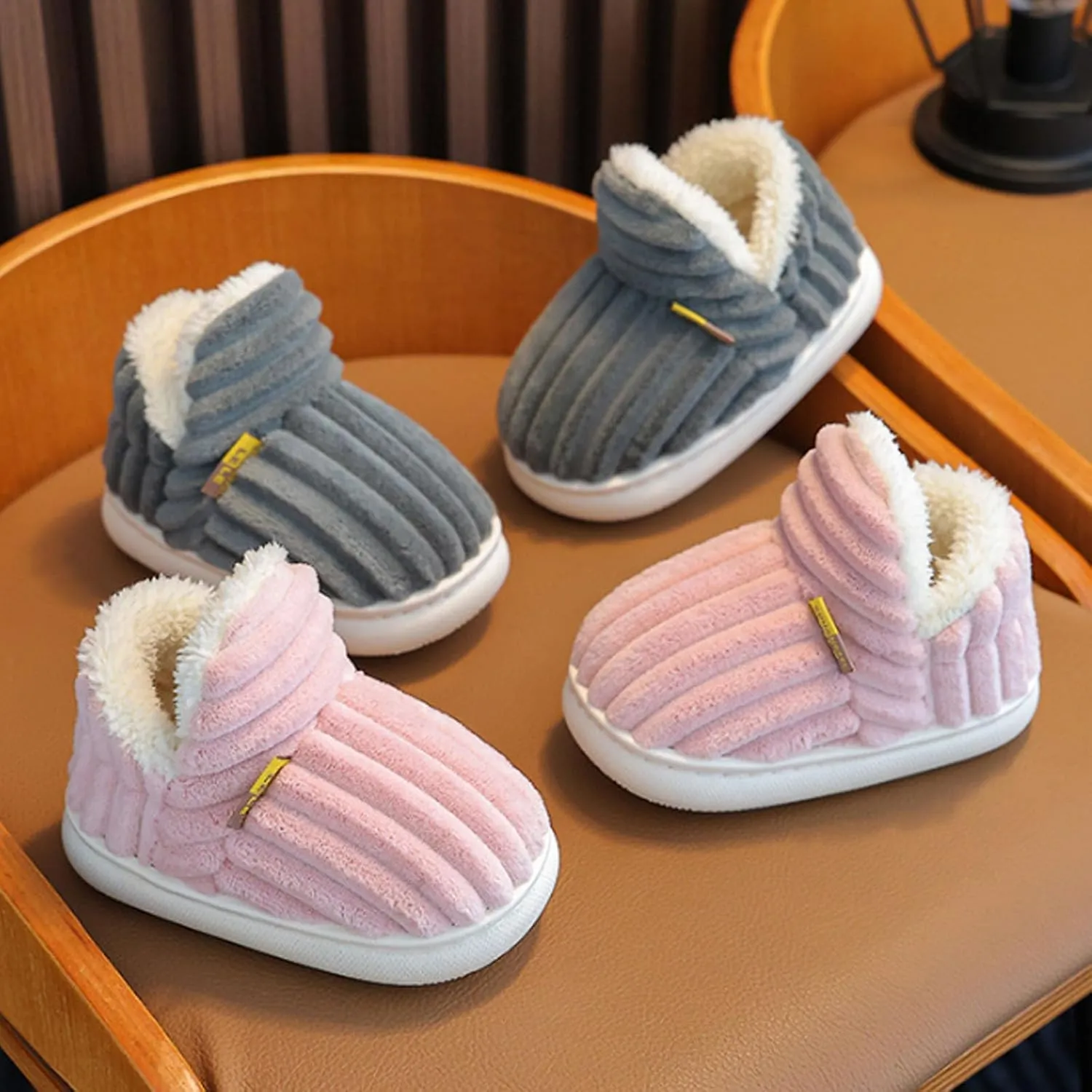 Pluffi Slipper Booties Kids, Winter Fuzzy Plush Warm Cute Non-Slip Thick-Soled Cozy Stylish Children House Shoes For Boys And Girls
