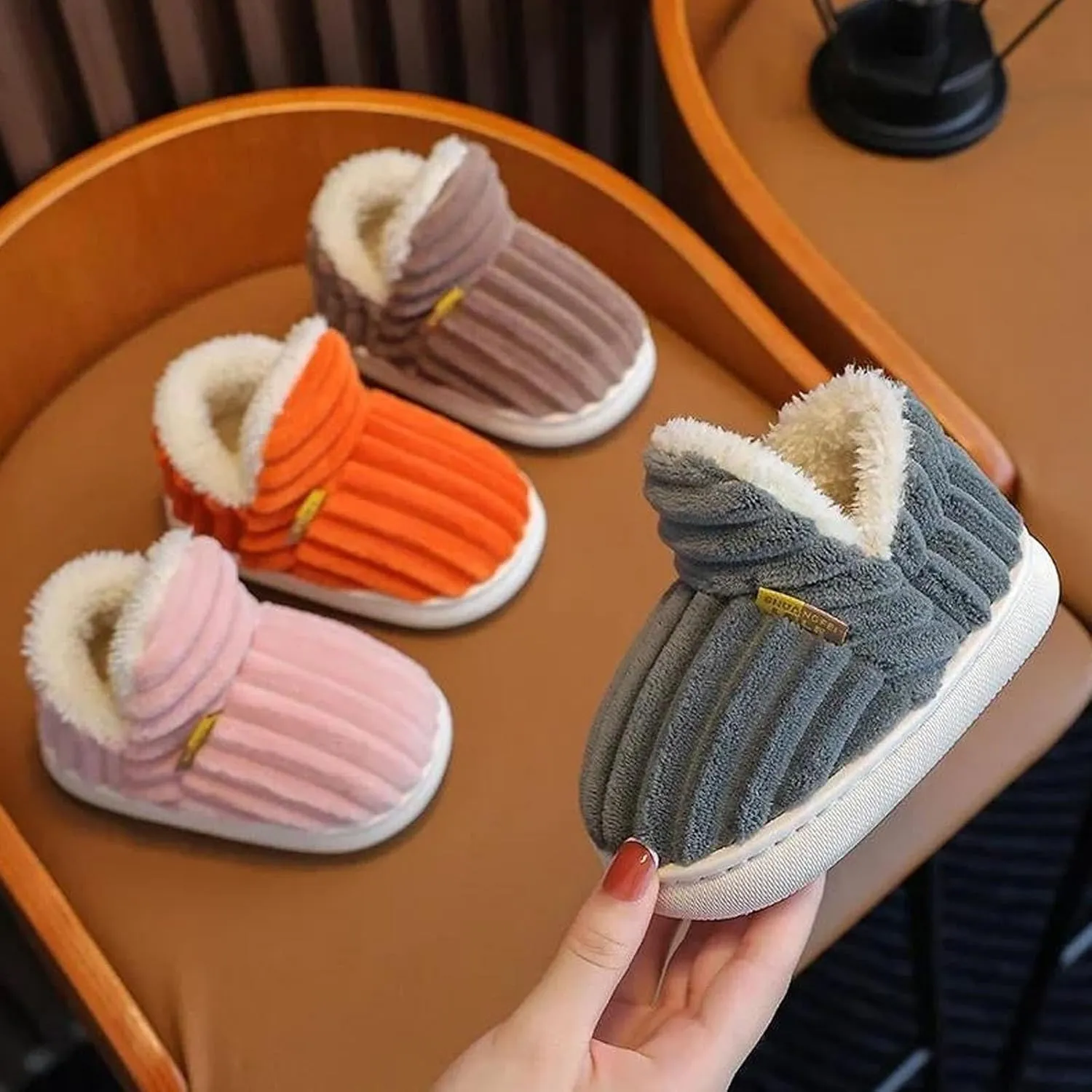Pluffi Slipper Booties Kids, Winter Fuzzy Plush Warm Cute Non-Slip Thick-Soled Cozy Stylish Children House Shoes For Boys And Girls