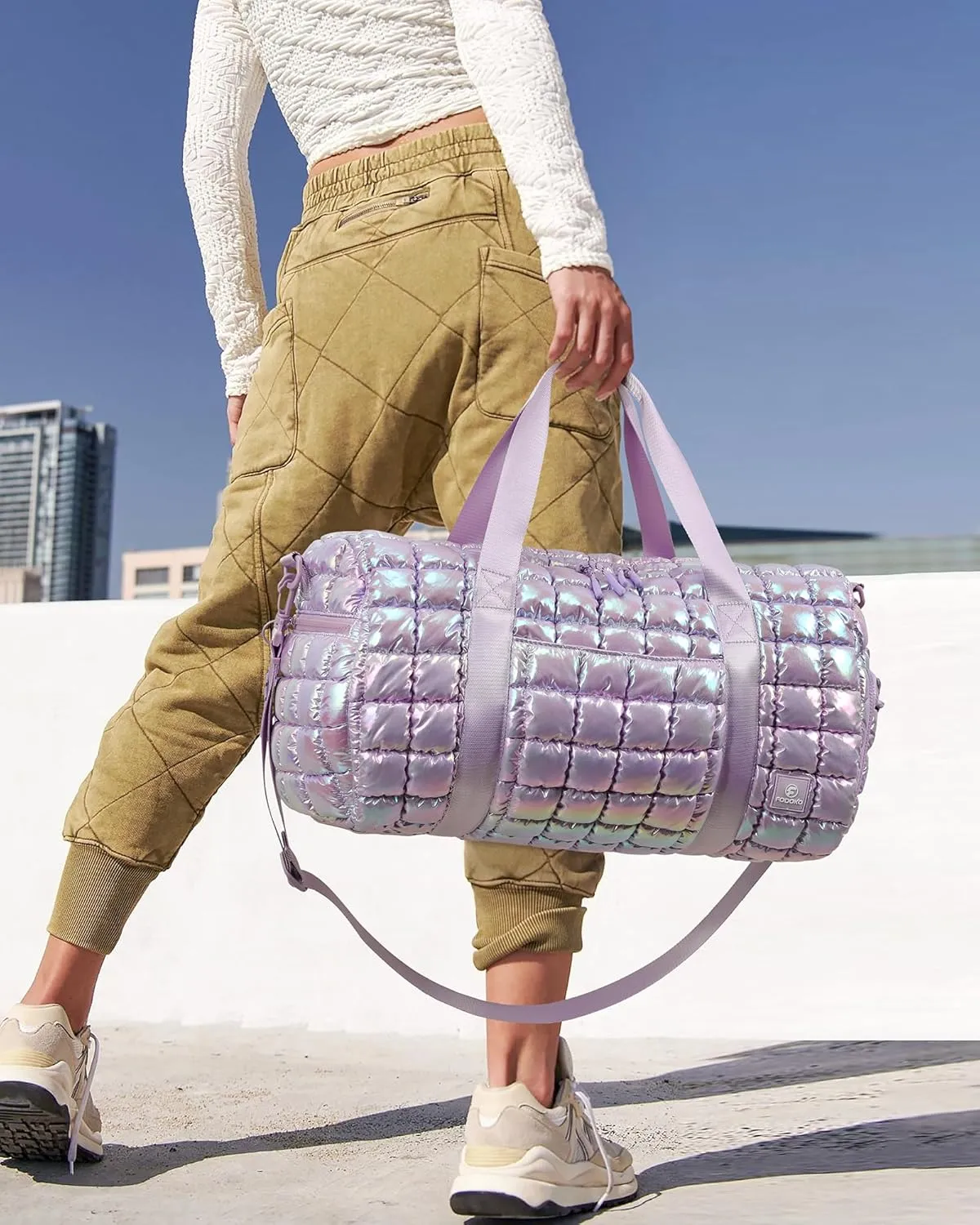 Quilted Duffel Bag for Women, Puffer Gym Duffle Bag with Shoe Compartment Lightweight Large Crossbody Sport Travel Bag Tote Purple Lilac