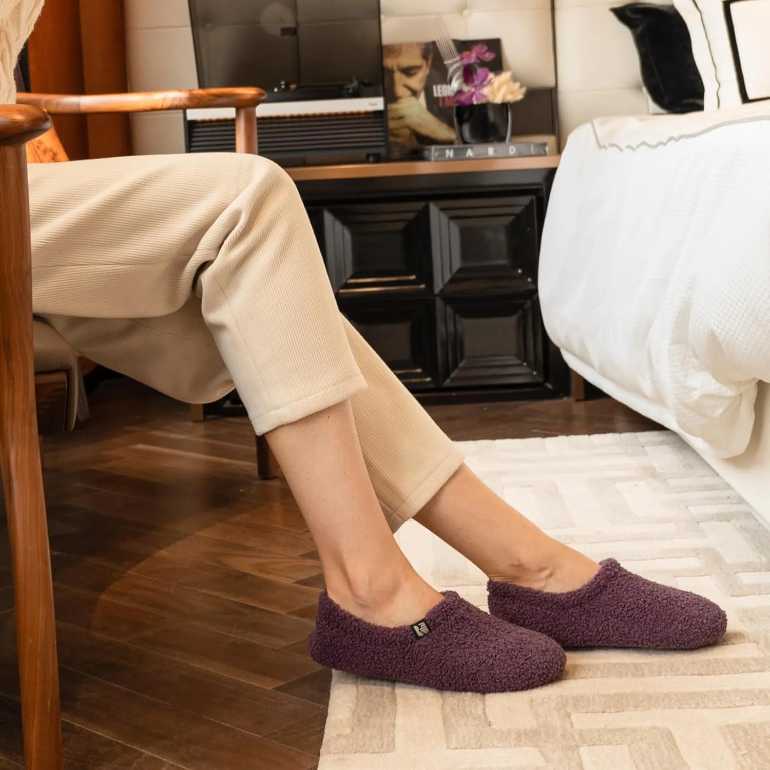 RockDove Women's Teddy Fleece Closed Back Indoor Slipper