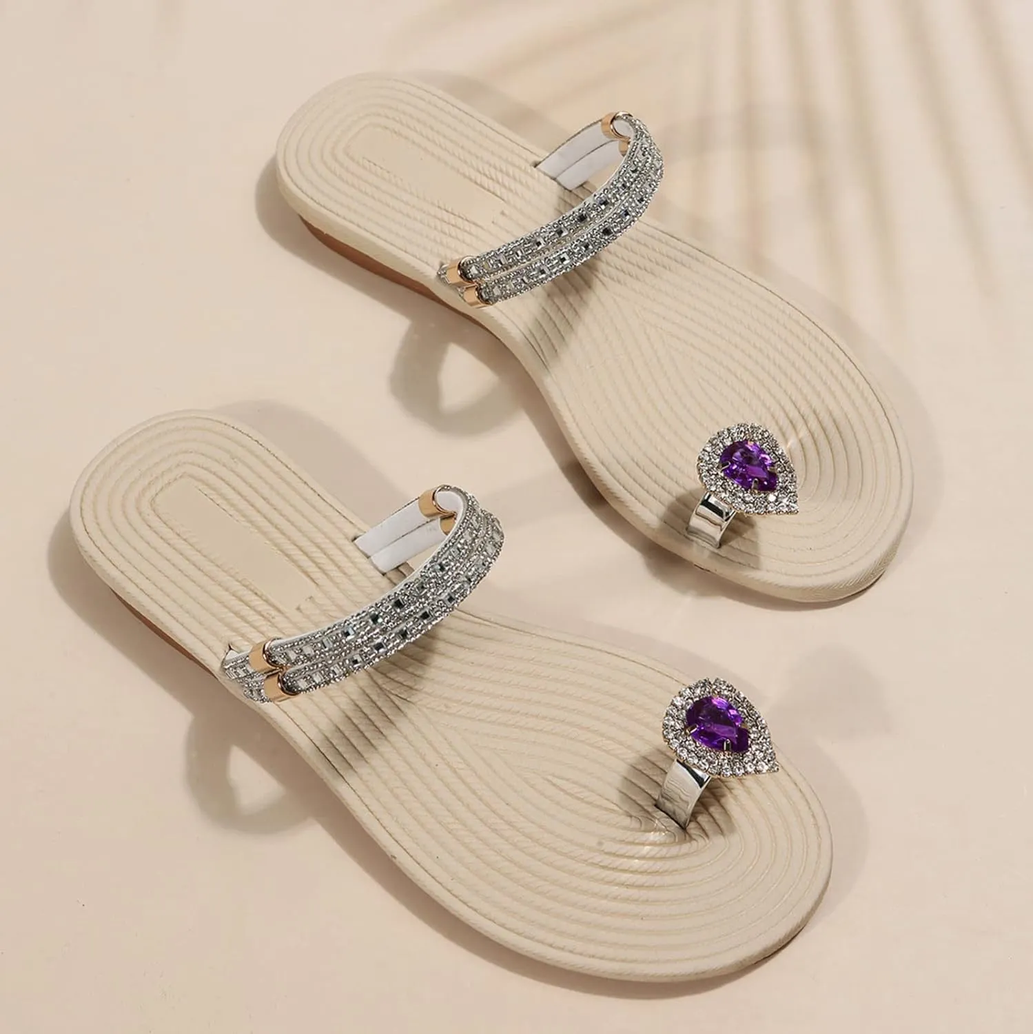 Sandals for Women Summer Rhinestone Flat Sandals Comfortable Ring Toe Slippers, Open Toe Ankle Strap Slip on Sandal Beach Comfy Clip Toe Flip Flops