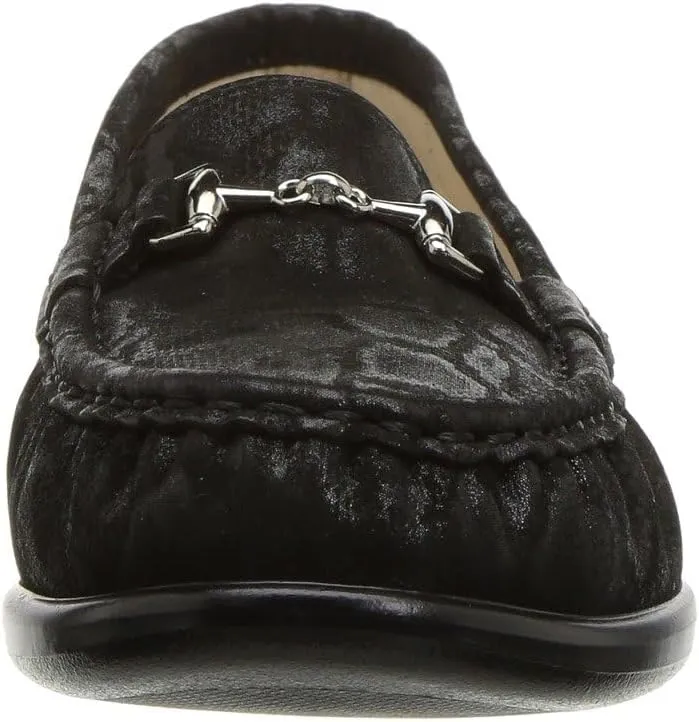 SAS Women's Metro Loafer