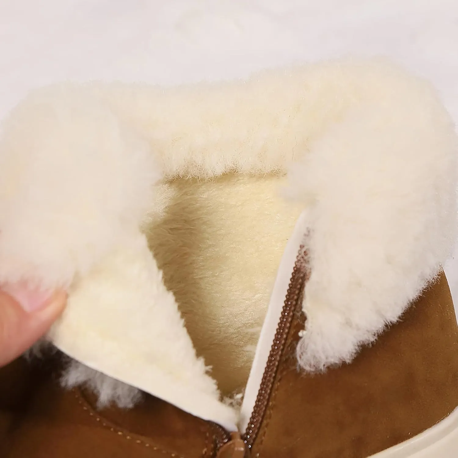Slippers for Women & Men Indoor and Outdoor Winter Warm Fuzzy House Slipper Shoes Boots Memory Foam Booties Cozy Slippers Slip On Sneakers Unisex