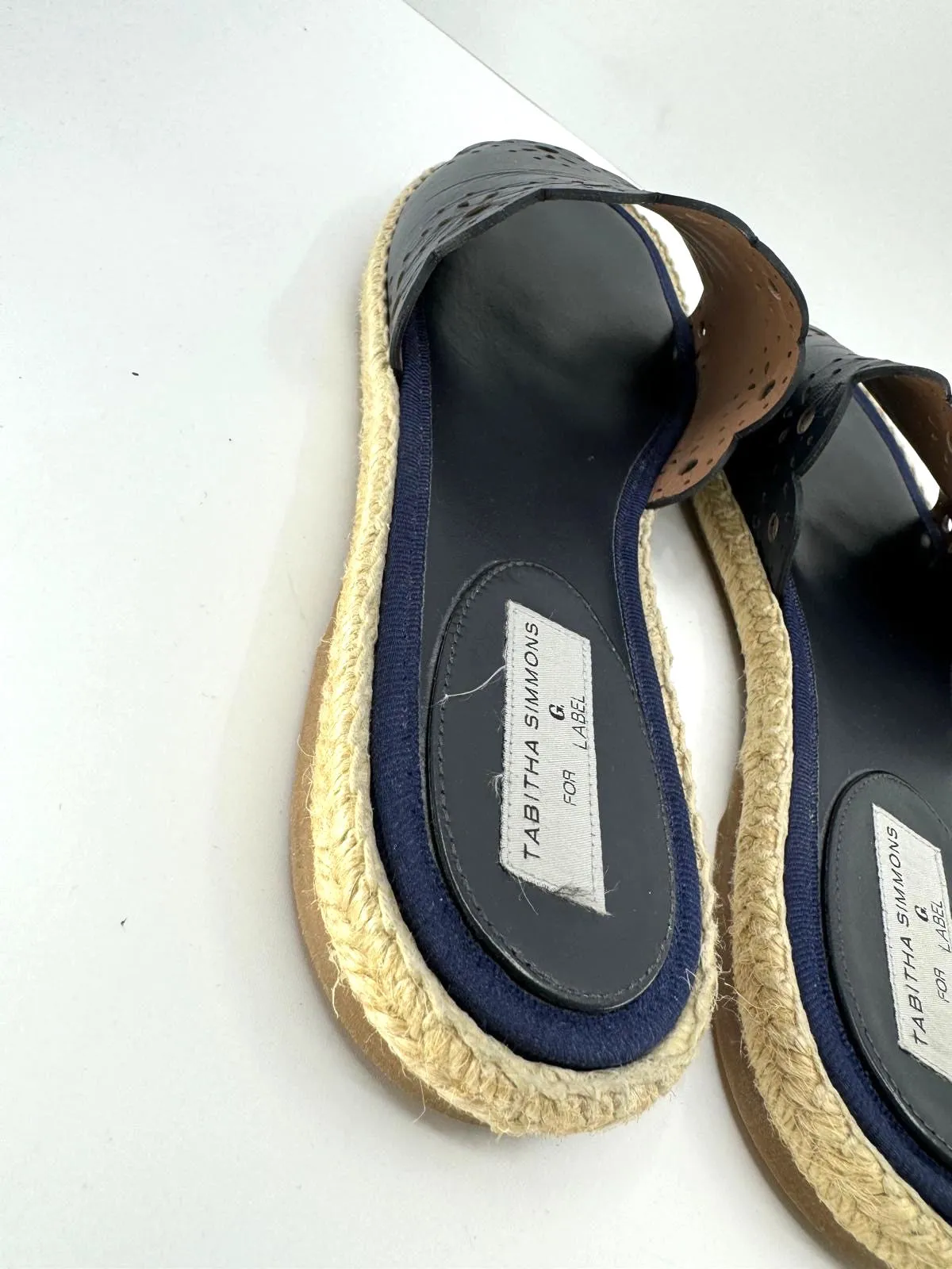TABITHA SIMMONS G. LABEL LASER CUT LEATHER BOBBIN SLIDES