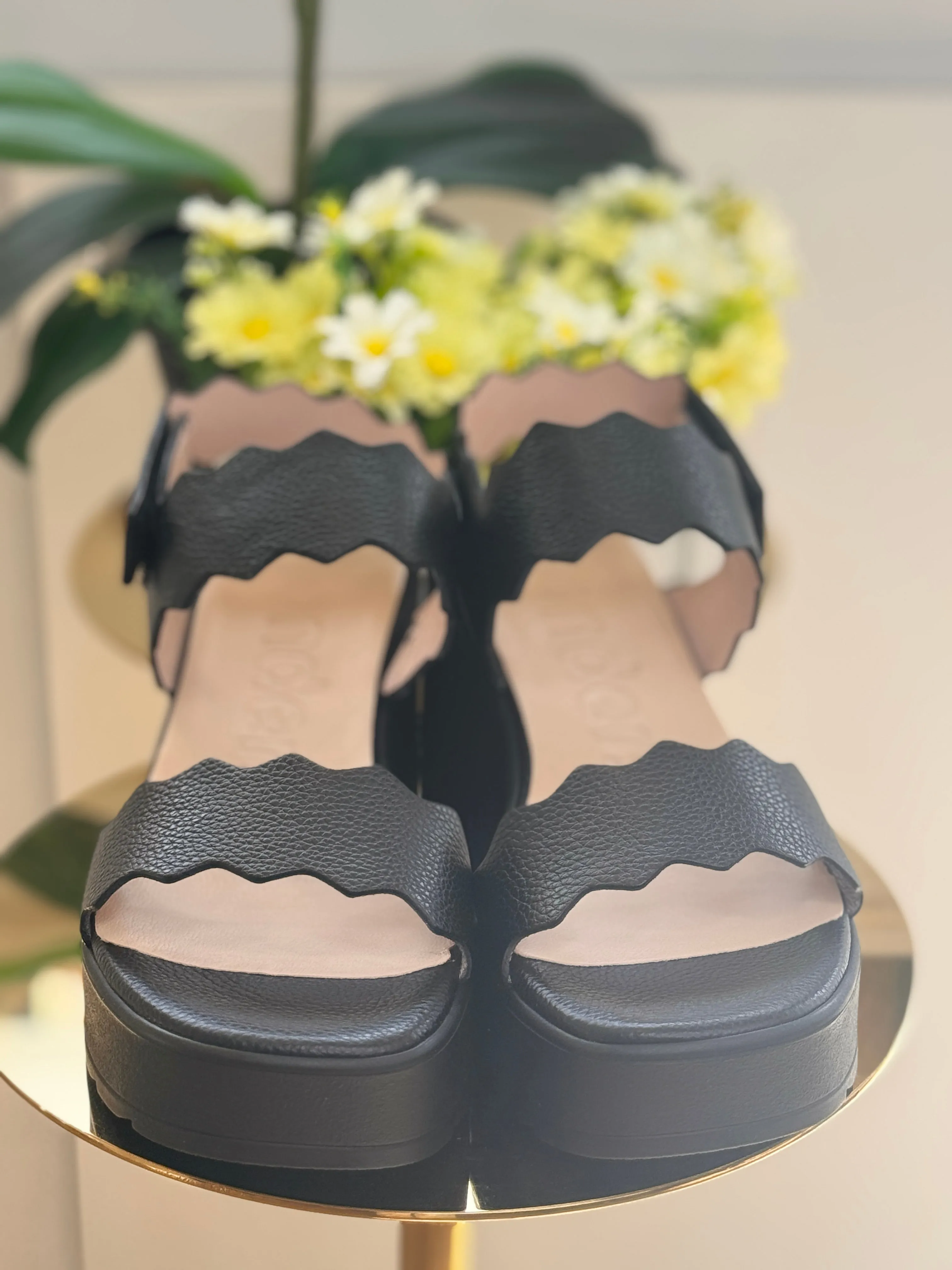 Tessa  Sandal