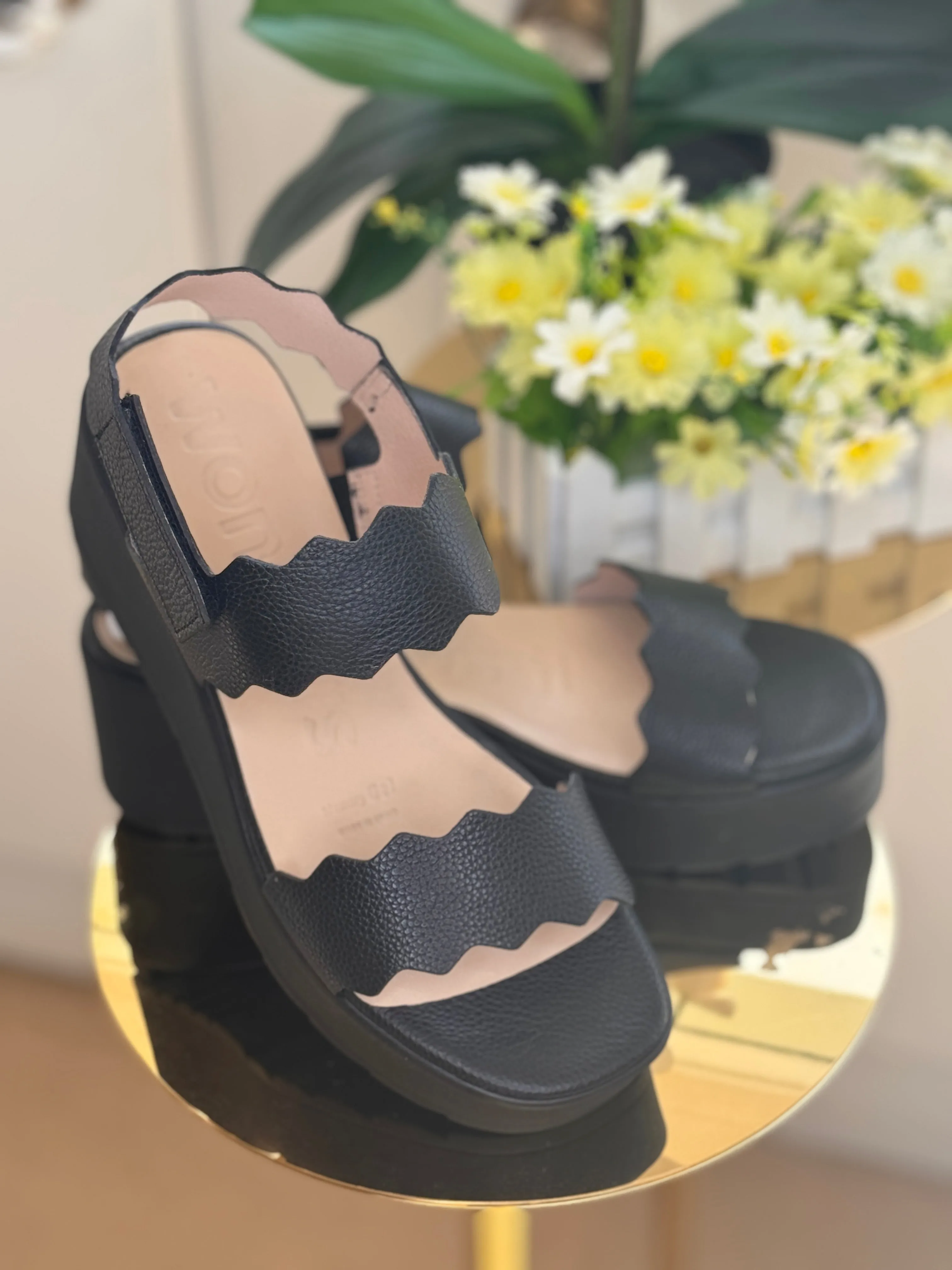 Tessa  Sandal