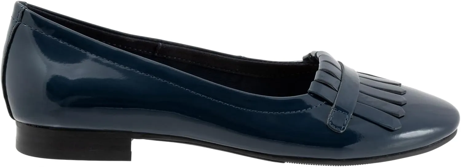 Trotters Women's Greyson Loafer