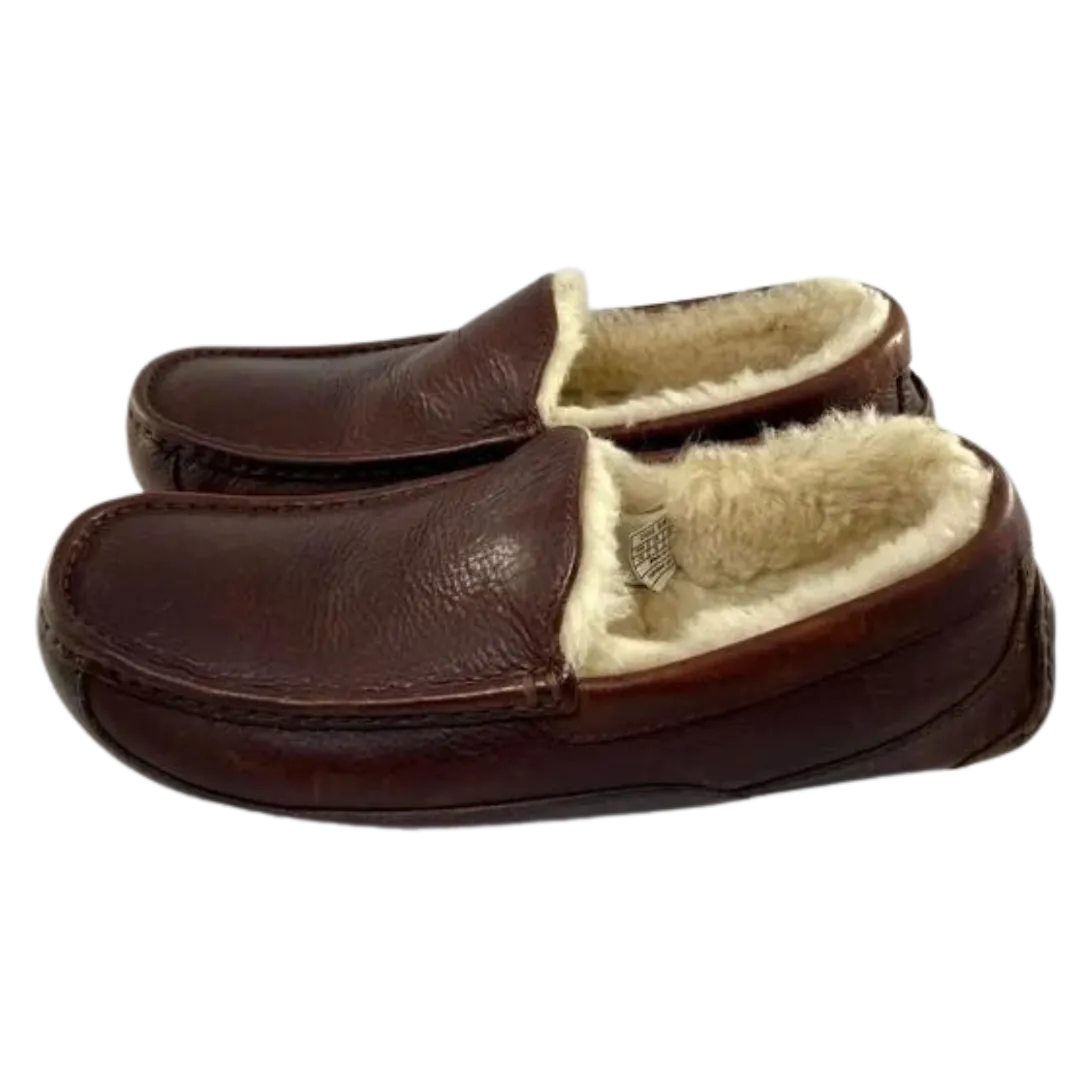 UGG Ascot Leather Slipper