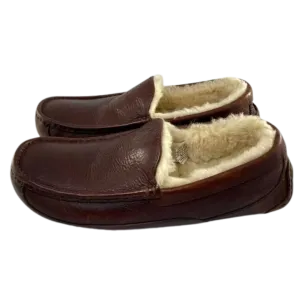 UGG Ascot Leather Slipper