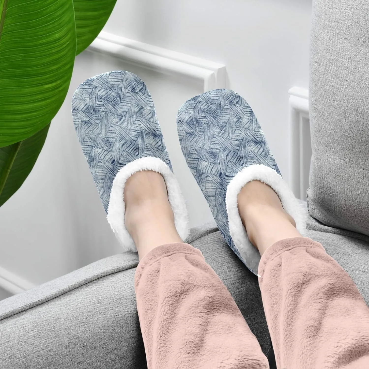 Winter House Slippers for Women/Men with Merry Christmas Element Cozy Fleece Slippers