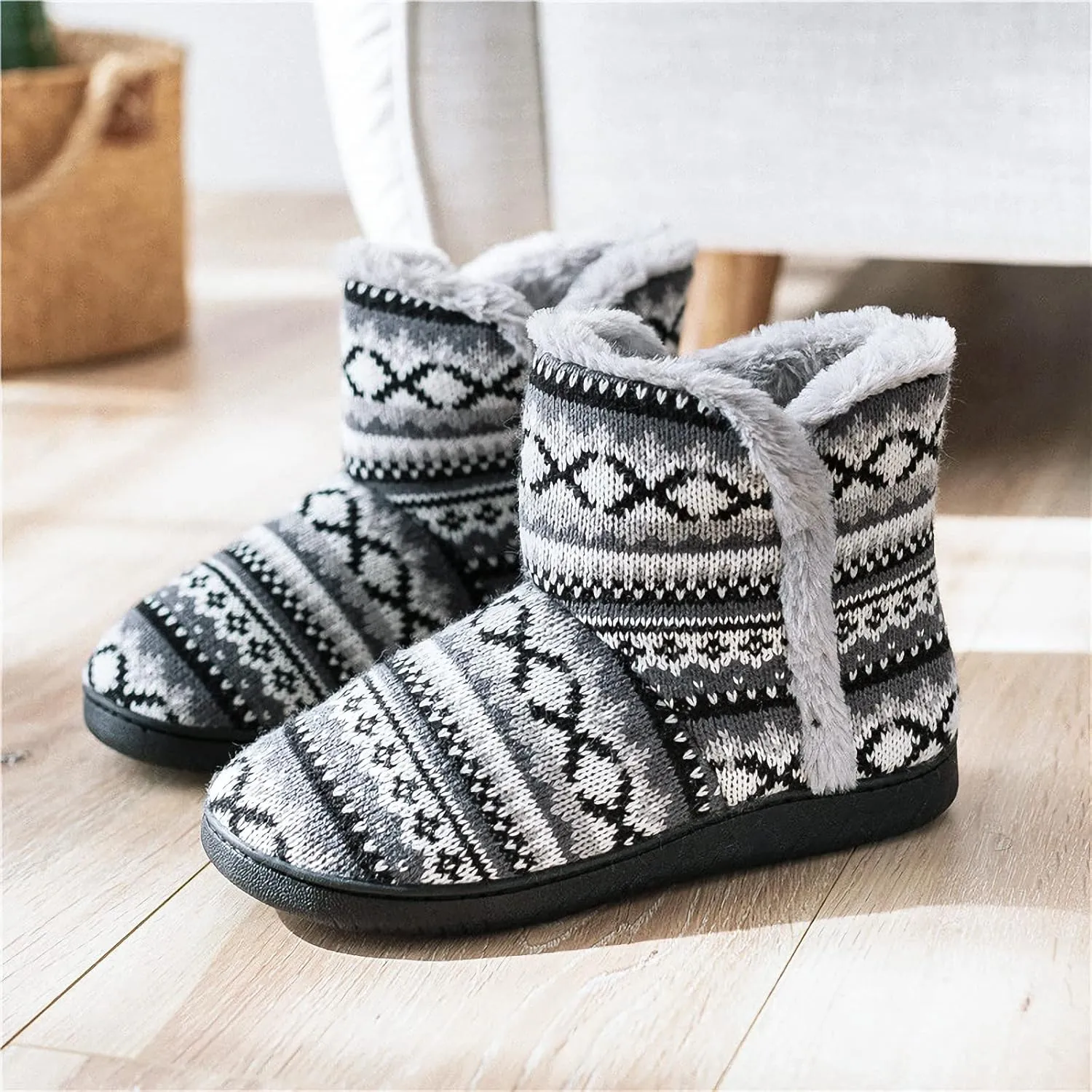 Winter Warm Ankle Slippers for Men Women, Indoor Outdoor Plush High Top Boots Knitted Anti-Slip Ankle Slippers