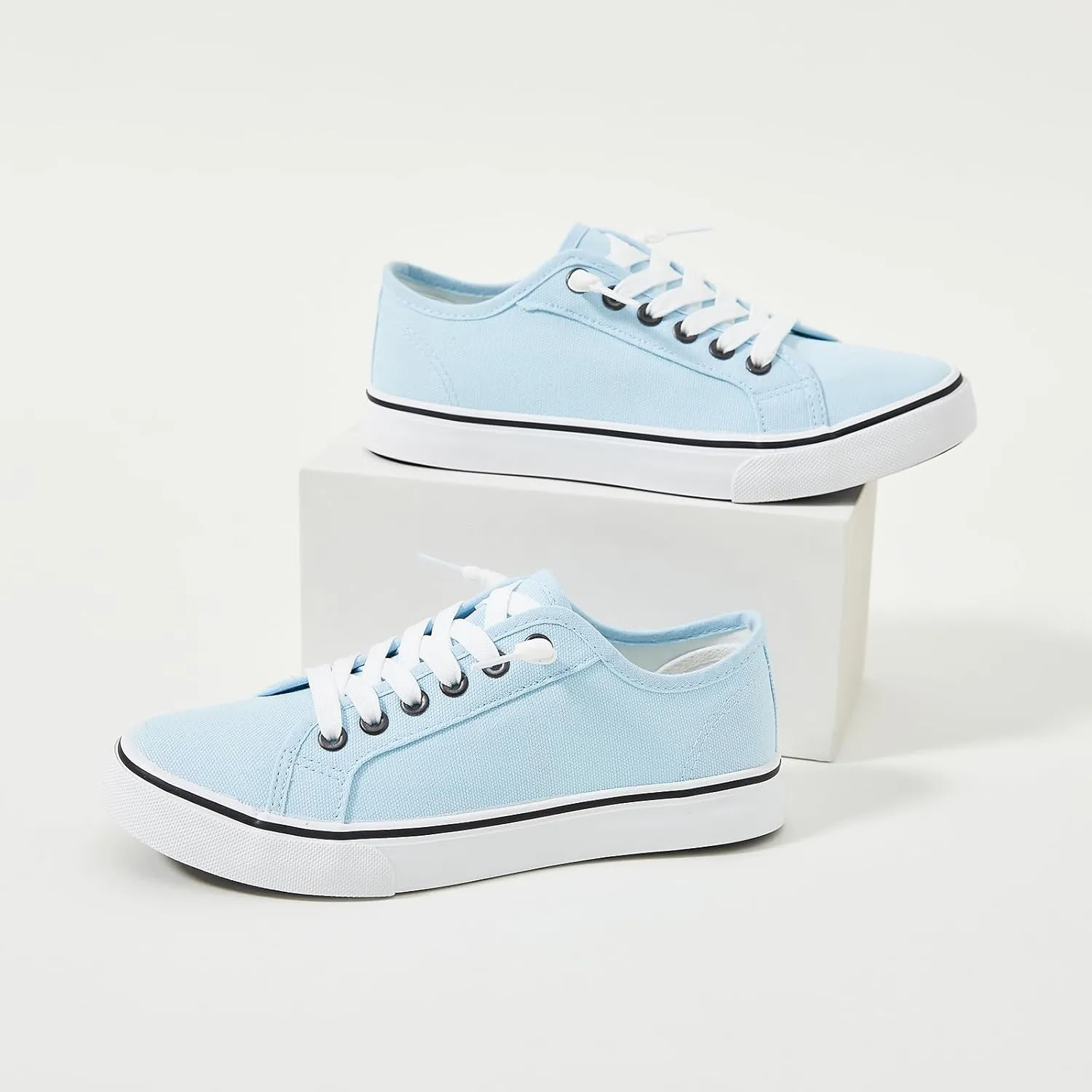Women Canvas Sneaker Slip On Non Slip Casual Shoes Lace Up Canvas Low Top White Shoes Loafers for Women Fashion Black Sneaker