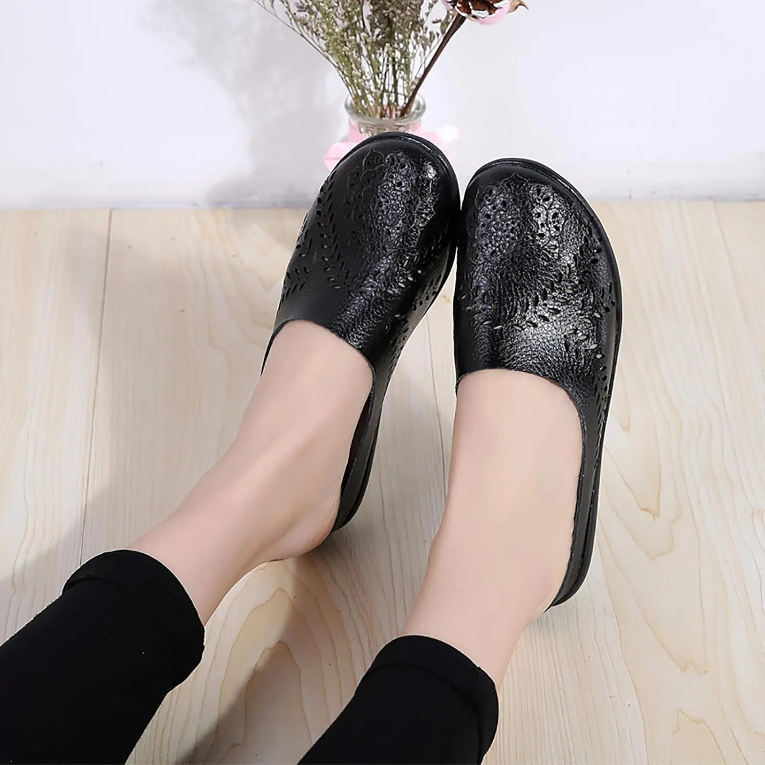 Women Hollow Breathable Flats Summer Slippers Slip-on Round Toe Non-Slip Softsole Lightweight Comfortable Dressy Loafer