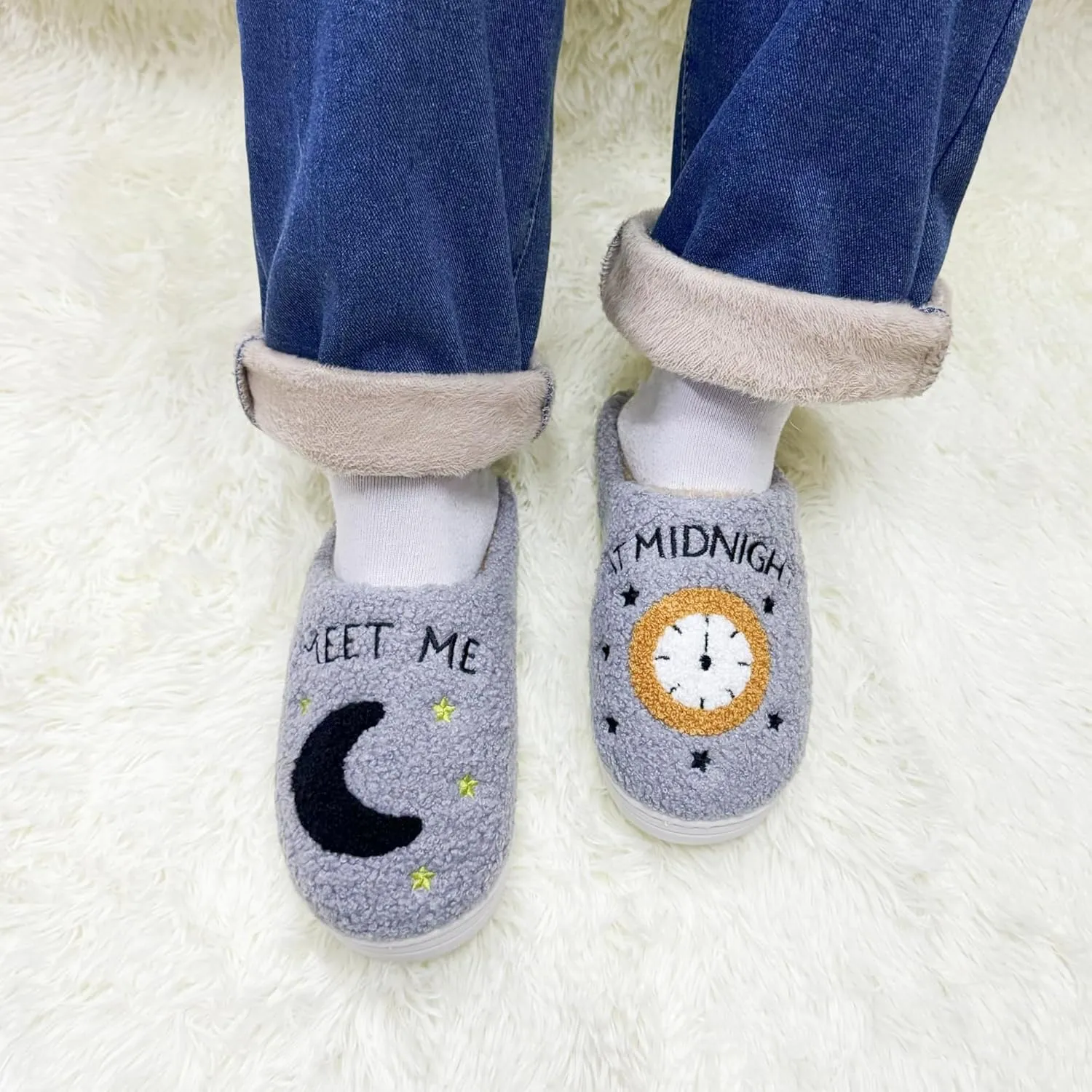 Women's Fuzzy Slipper Men's Smile Face Slippers Girls Indoor Bedroom Slipper Boys Fluffy Winter House Shoes Non-slip Home Shoes