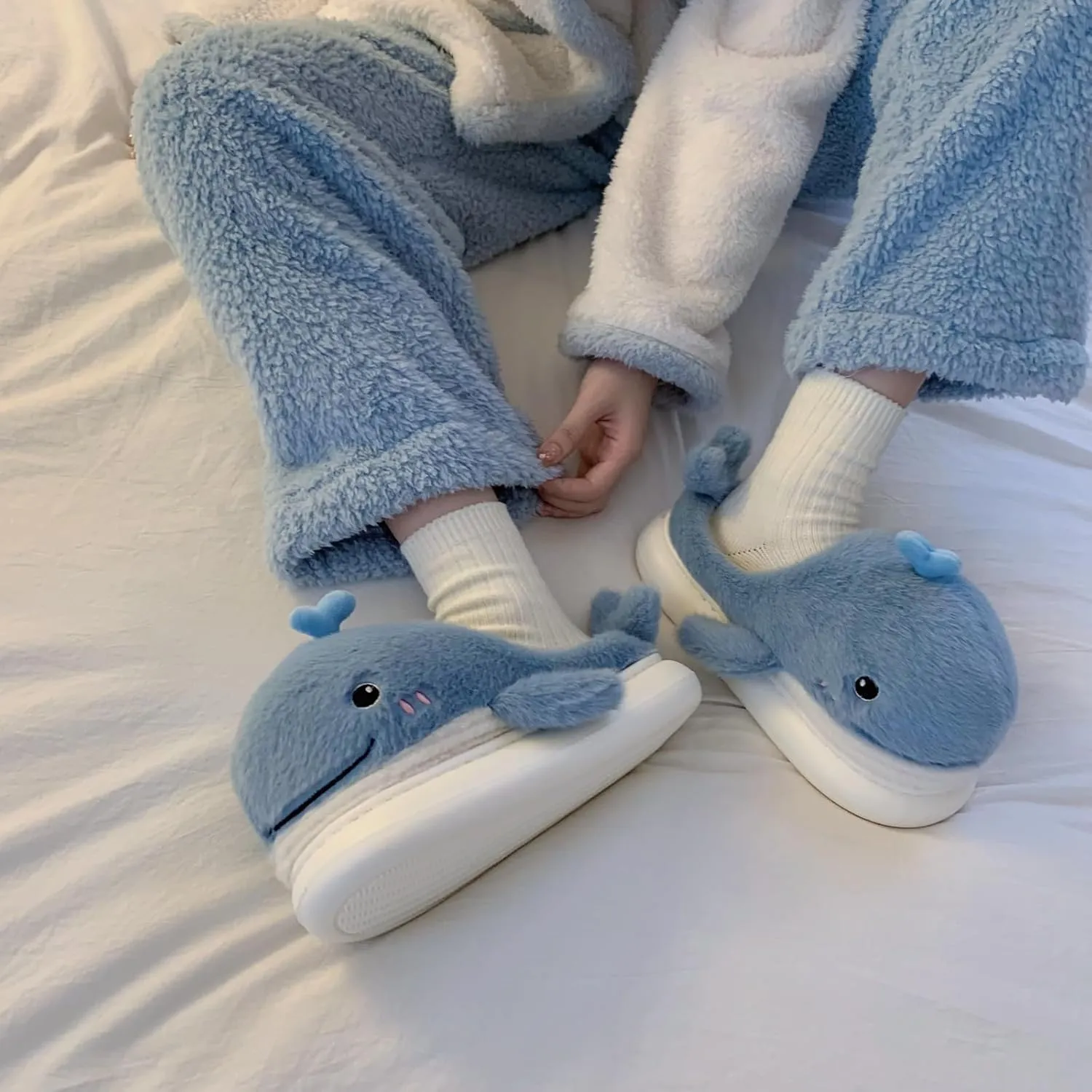 XIXITIAO Fuzzy Slippers,Cute Slippers for Women Men,Kawaii Cartoon Animal Slippers Plush House Shoes,Womens Slides for Indoor pantuflas para de mujer