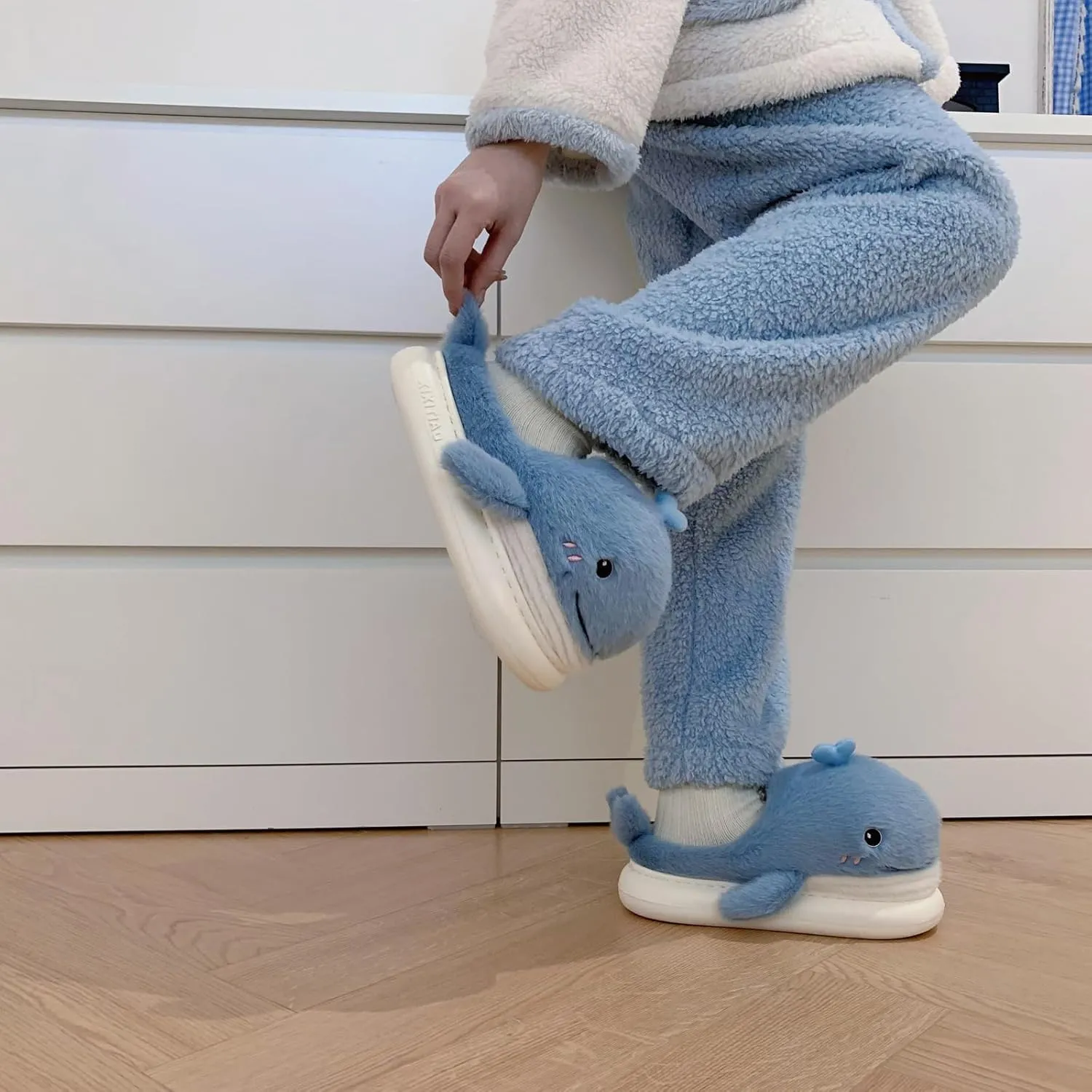 XIXITIAO Fuzzy Slippers,Cute Slippers for Women Men,Kawaii Cartoon Animal Slippers Plush House Shoes,Womens Slides for Indoor pantuflas para de mujer