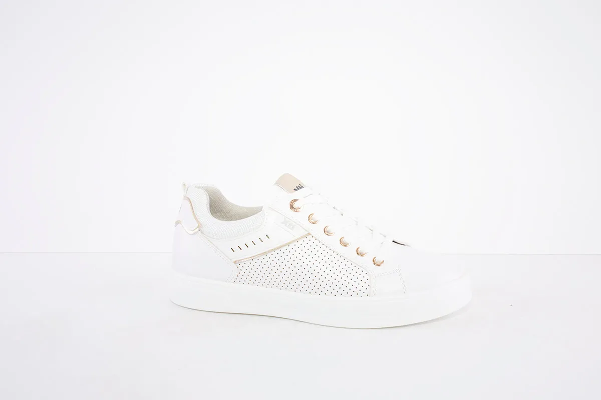 XTI - 44319 FLAT LACED FASHION SHOE - WHITE